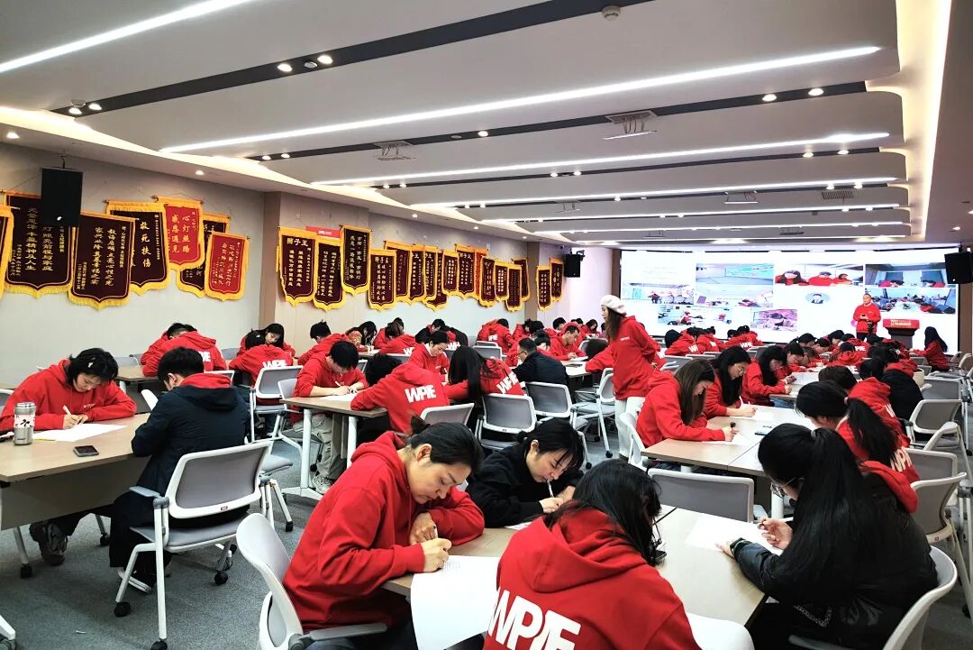 WPIE || 父母教育家 || 执笔为剑,以心为灯:在心时代,我们这样打磨“教育家”的底色!