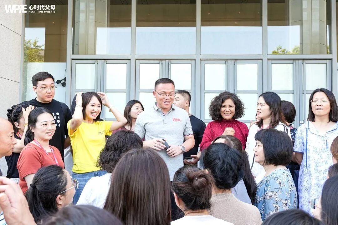 “妈妈,历史老师怀疑我抄答案!”——我的第一反应差点害了她