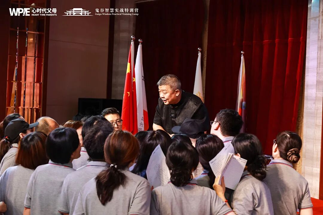 为什么学霸孩子长大后常常孤独、脆弱、不堪一击？答案太扎心