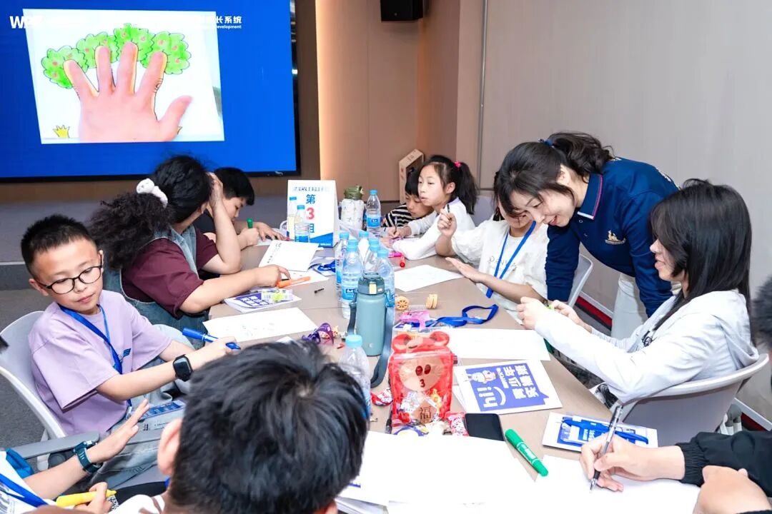 【青少年五大关系课】以前怕老师,如今获得老师信任,全班同学全票通过——这个孩子是怎么做到的?