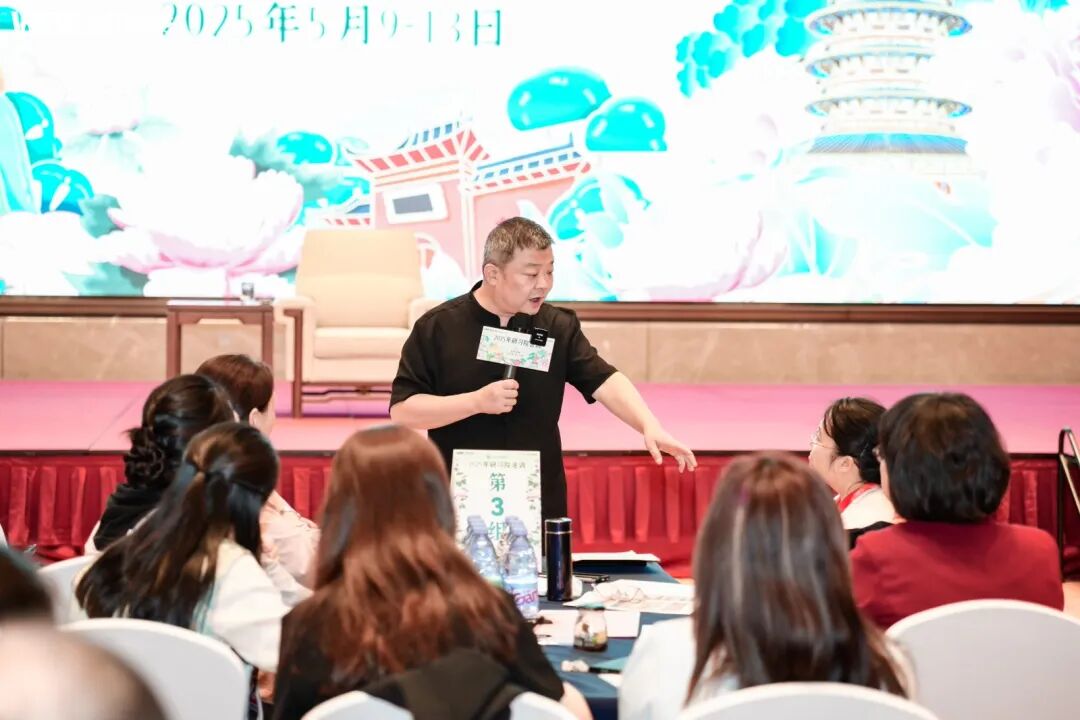 同样是母亲:有的把孩子逼进厌学的深渊,有的把13个孩子送进博士殿堂,差距到底在哪?