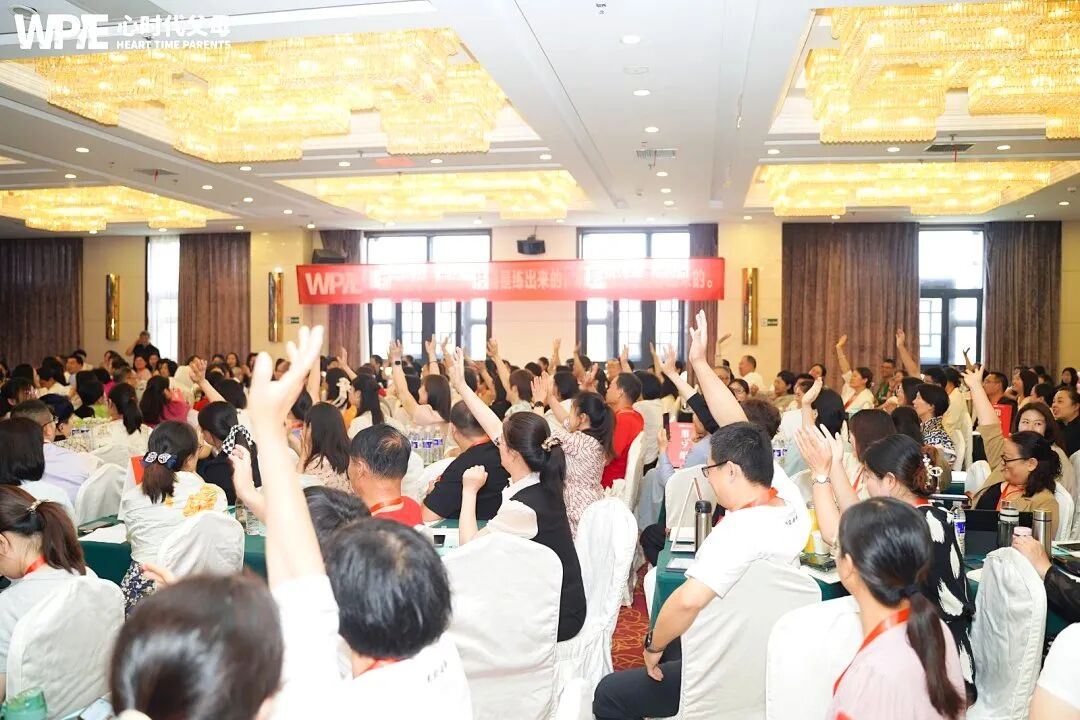 【纪琼谈家读书慧】“闺女,你太有智慧了”——那个在我面前哭了的阿姨,成了我坚持100期的全部理由