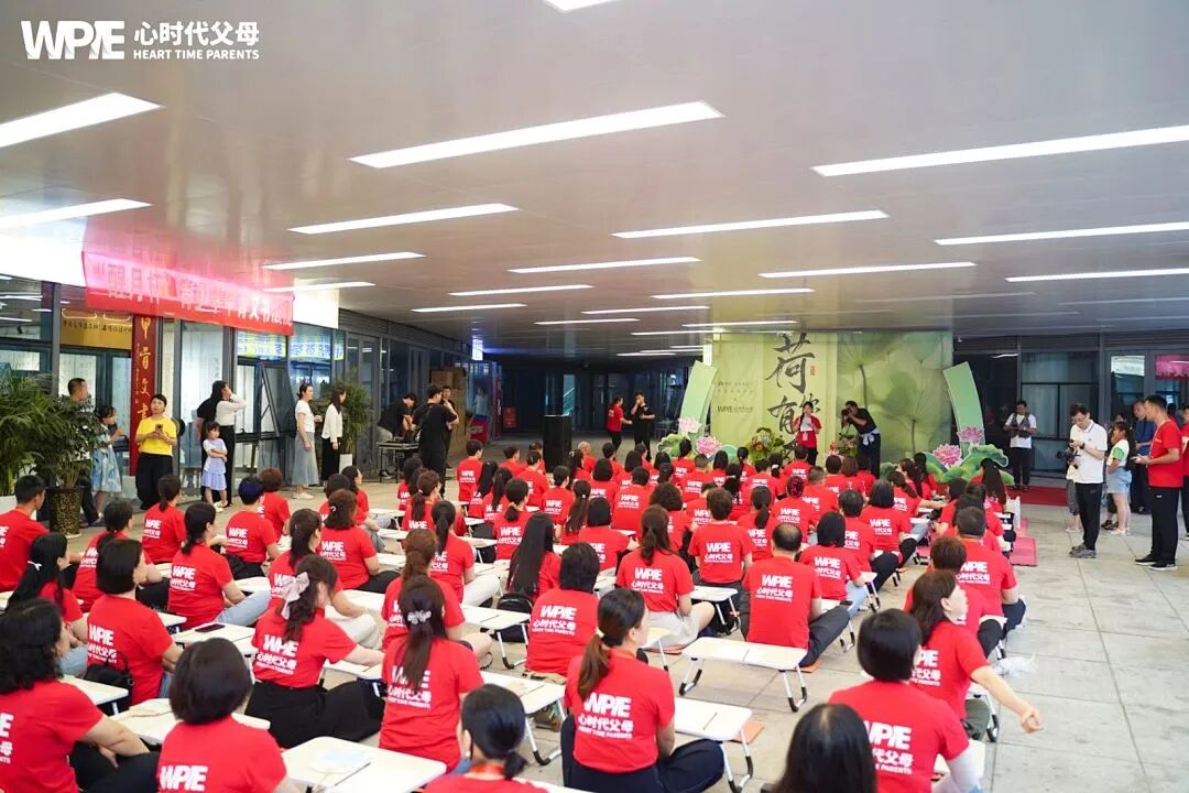 【纪琼谈家读书慧】“闺女,你太有智慧了”——那个在我面前哭了的阿姨,成了我坚持100期的全部理由