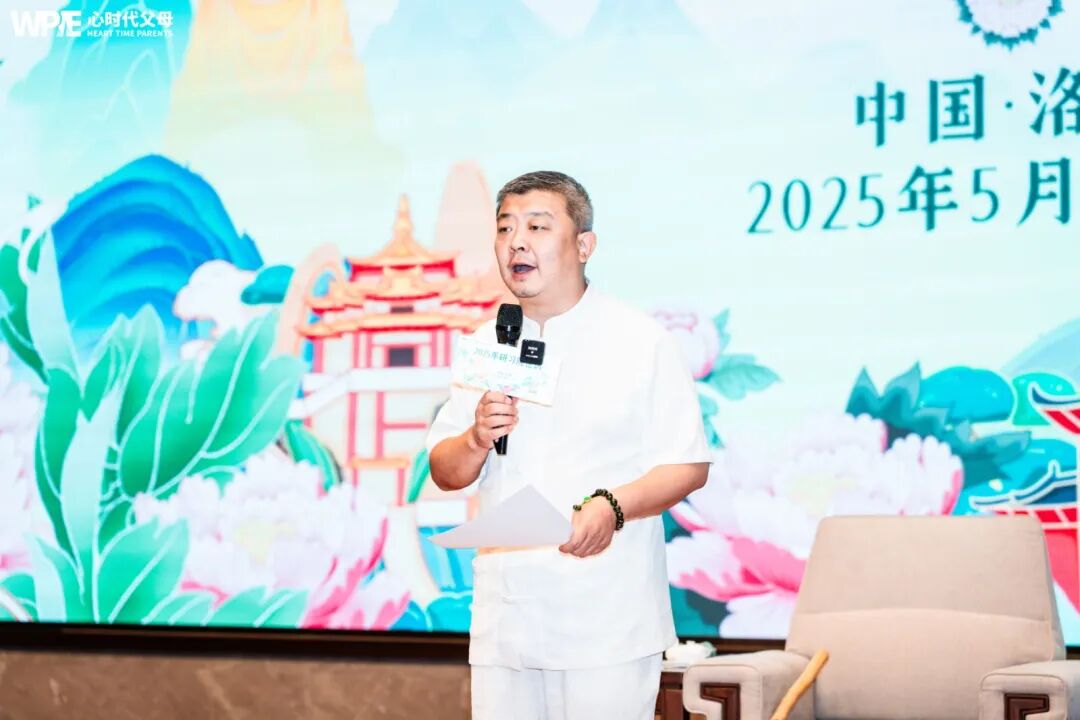饭桌训子、卧室吵架、饿着肚子写作业——王纪琼院长:“醒醒吧,你所谓的‘教育’正在毁掉孩子!”
