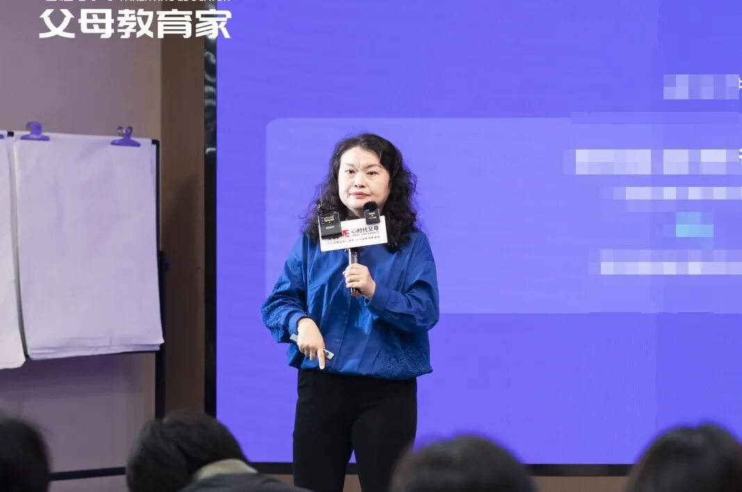 放下“重男轻女”的执念:那个被期待是男孩的女孩,“叛逆”是她最后的求救!
