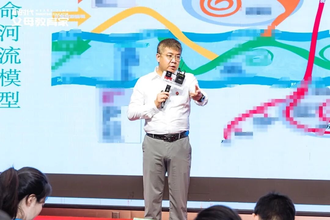 高二孩子拉黑补课老师?王克老师:“别急,问题未必出在孩子身上”
