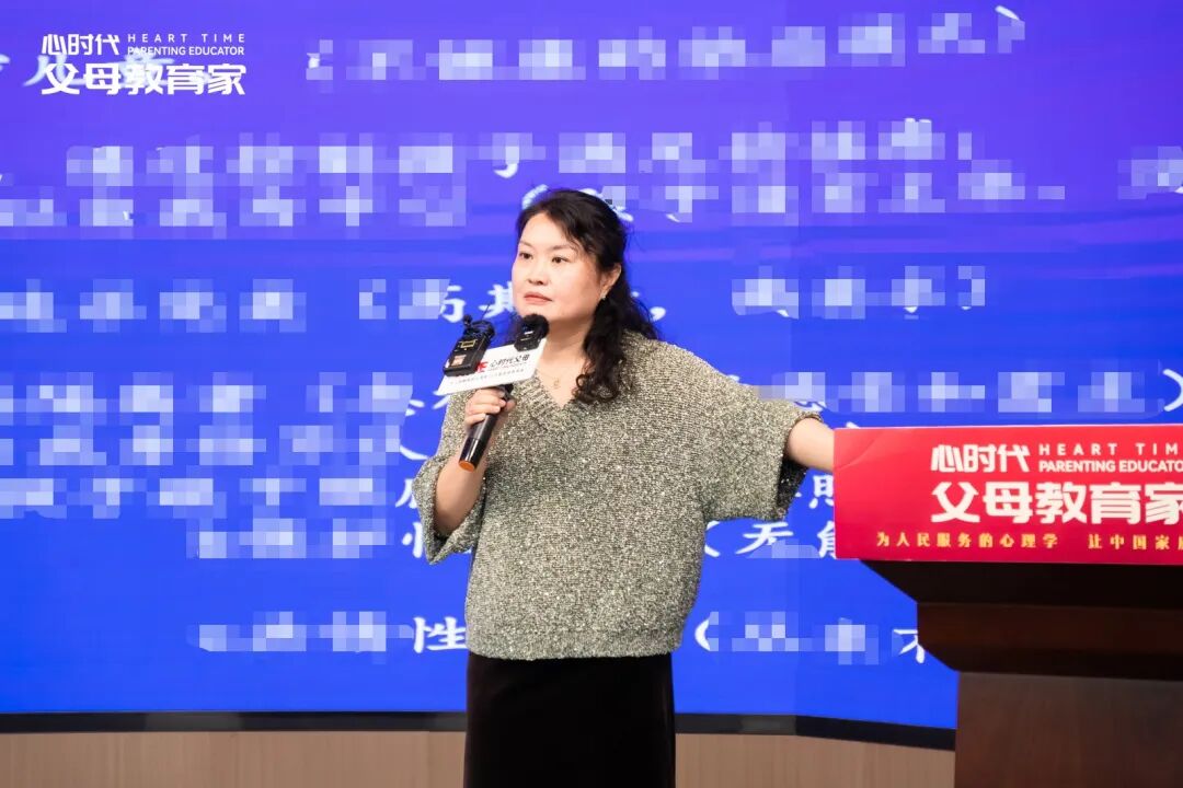 老公婚内出轨,我该体面离婚还是蓄意报复?