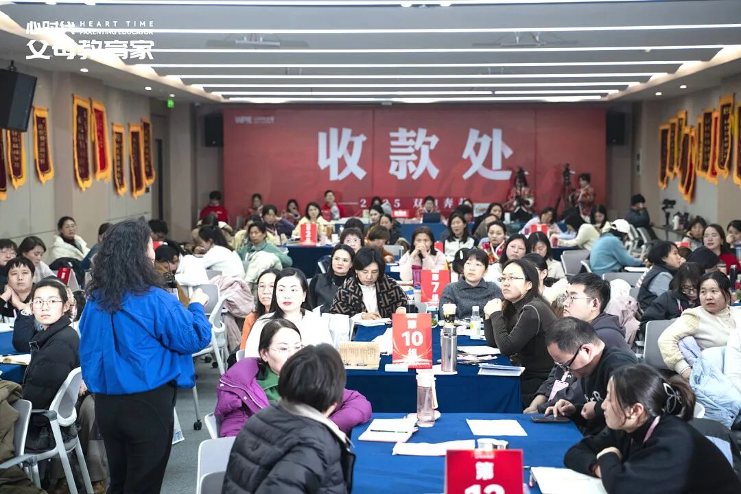 老公婚内出轨,我该体面离婚还是蓄意报复?