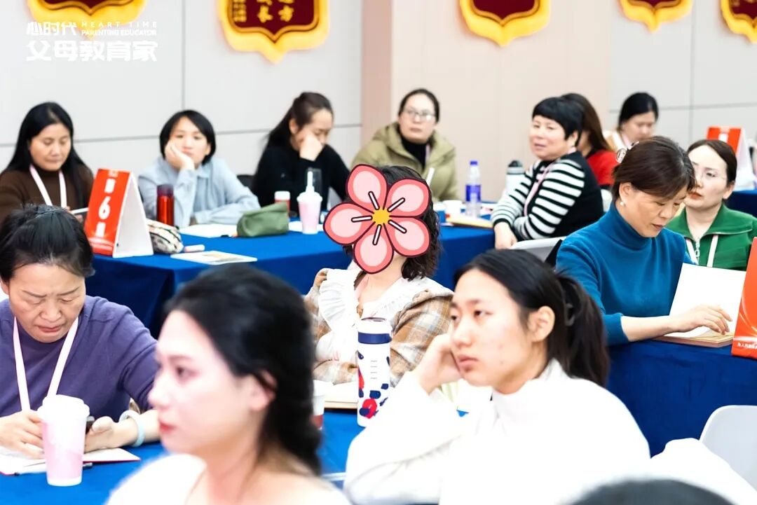 养了十几年的孩子,在她心中我竟不如一个“小混混”?——这届父母到底缺什么?