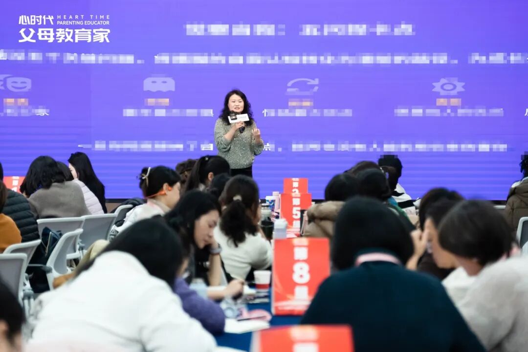 养了十几年的孩子,在她心中我竟不如一个“小混混”?——这届父母到底缺什么?