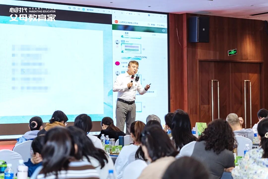 儿子不上学拿轻生威胁,父亲当场跪求老师“帮帮我!”——王克老师的回答戳中无数父母的心