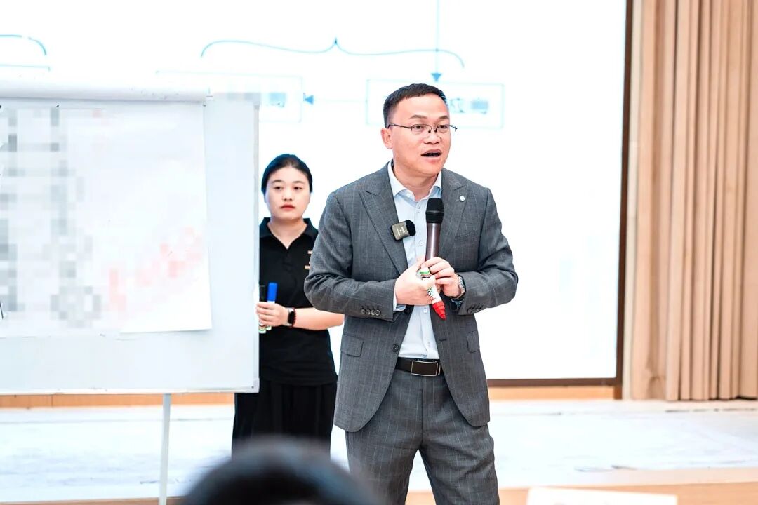 我越不管,孩子越拼命学:真正厉害的教育,是让他心甘情愿地去追!