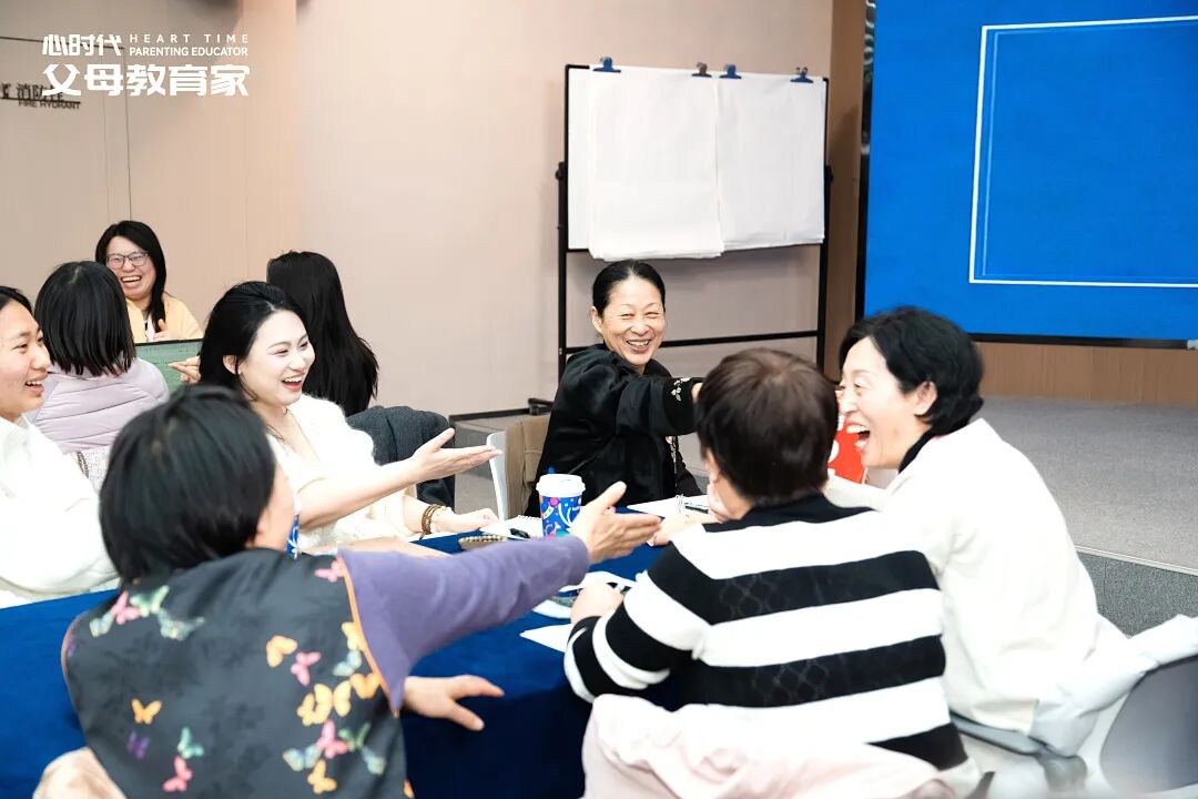 女儿反复说“害怕考试”,为什么我越安慰,她越害怕?问题出在哪儿?