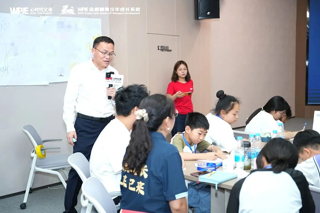 477分,不是奇迹——抑郁辍学、高中仅在校3个月的女孩是超出本科线18分,顺利考上本科院校的?
