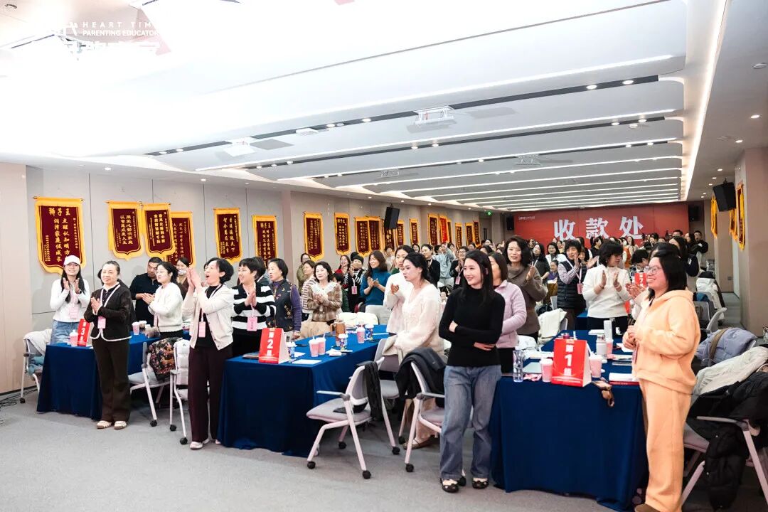 孩子责怪老师偏心怎么办?文聪老师的“5颗糖理论”,轻松帮助孩子解开心结
