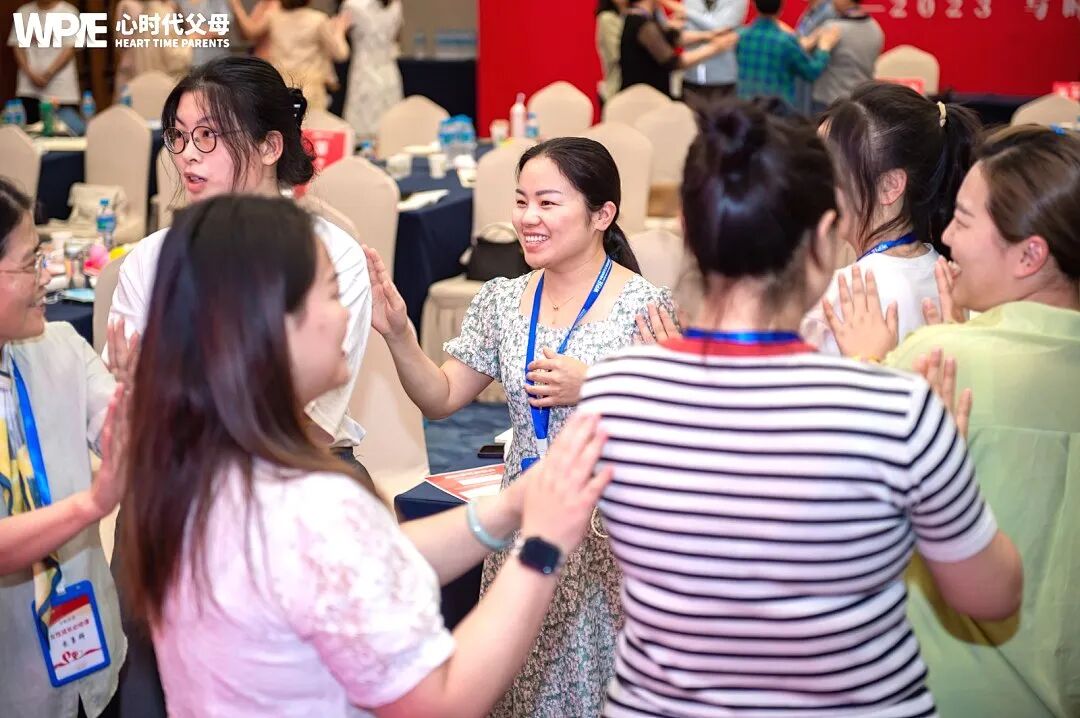 【女性力量初级班】“我以为嫁给他就自由了,没想到跳到了另一个牢笼”—— 一位34岁女人的婚姻自白