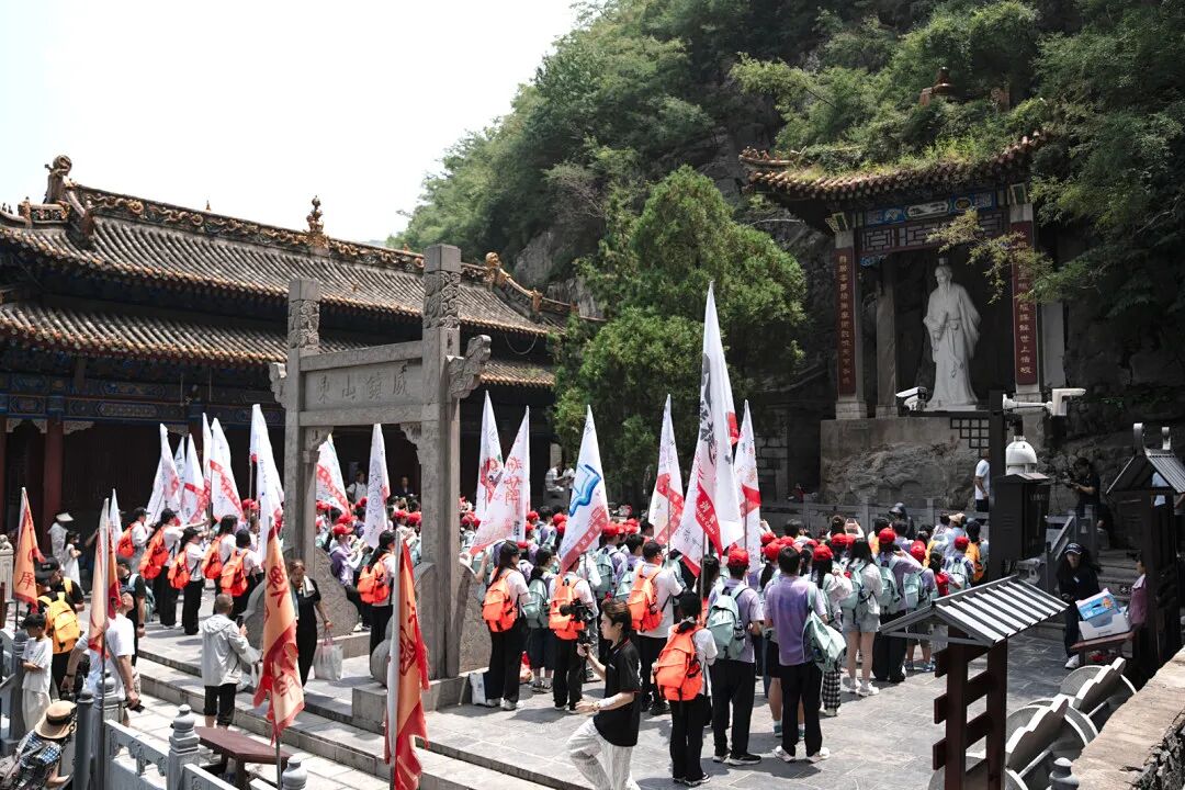 【太公智慧】“不要控制它,只是追随它”—— 一张纸,竟然让两百个孩子追出了人生真相!
