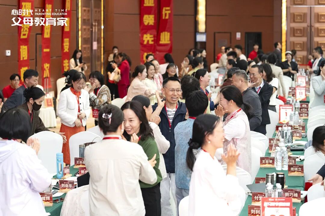 你辛辛苦苦制定好的学习计划,为何孩子看都不看一眼就扔到了一边?到底是哪里出错了?