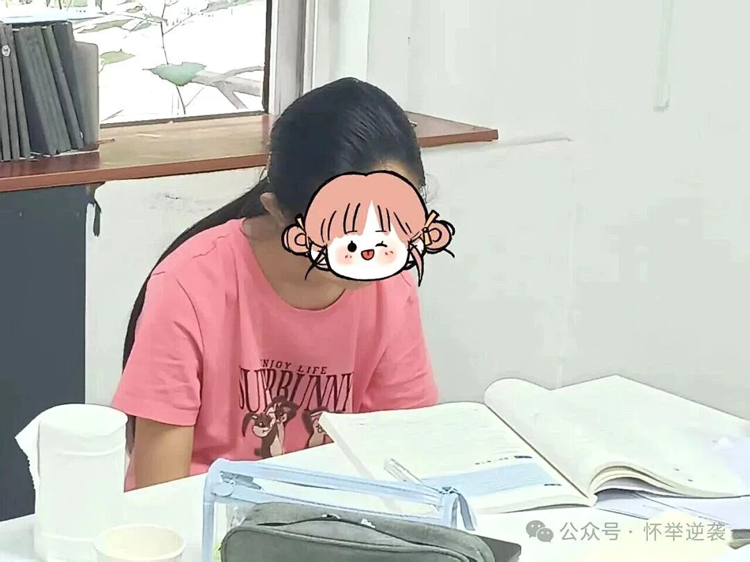 【狮子王】那个骂老师、锁房门、恨不得父母去死的孩子,一年半后为何突然转变?