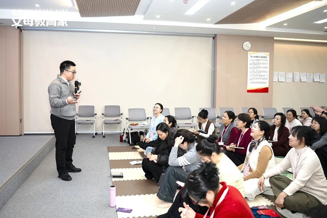 【学习军师方案班 · 中级】三轮冲突、三次对抗,手机少玩1.5小时,亲子关系不降反升?